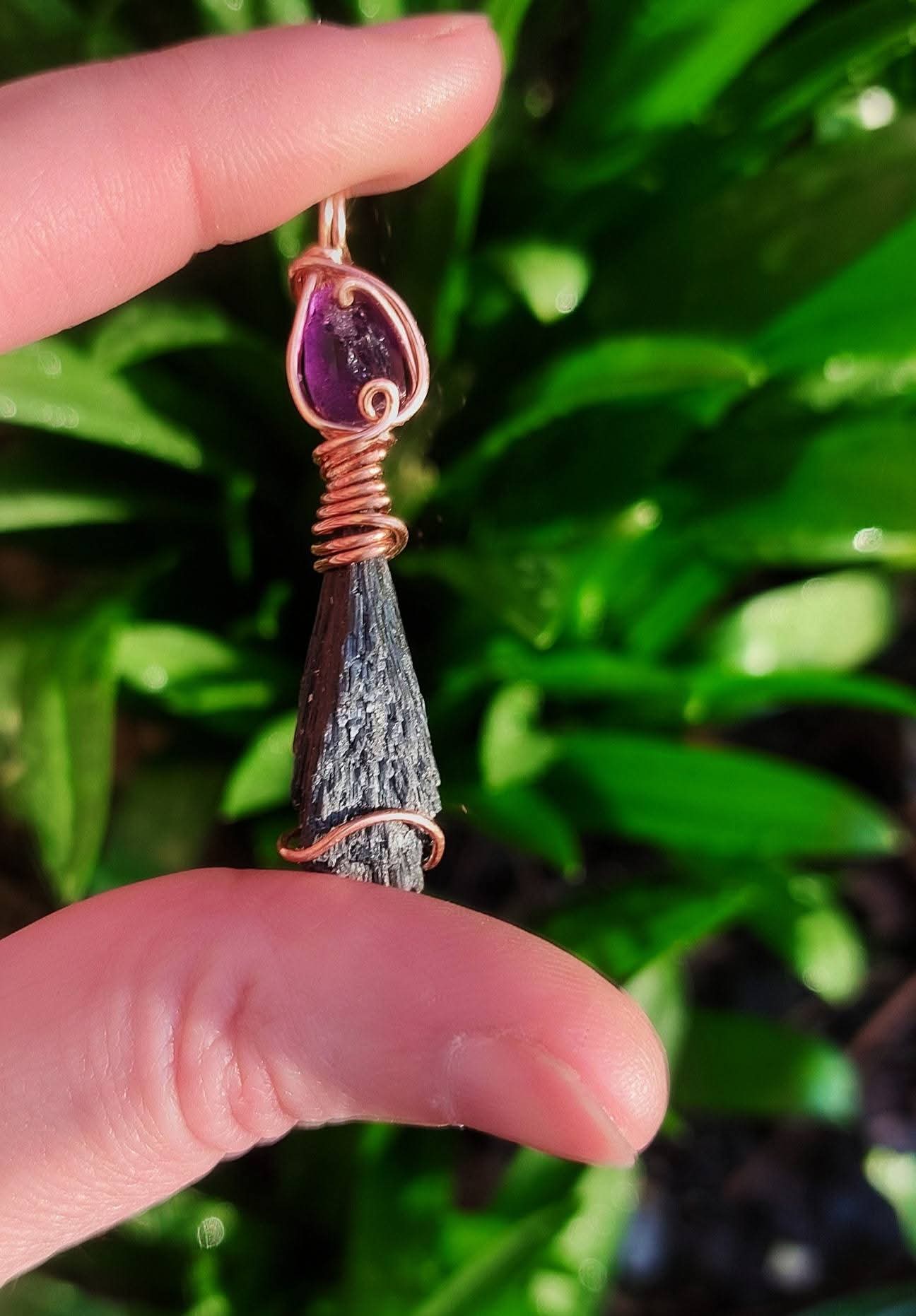 Mini Kyanite Protection Broom With Amethsyt ✨️