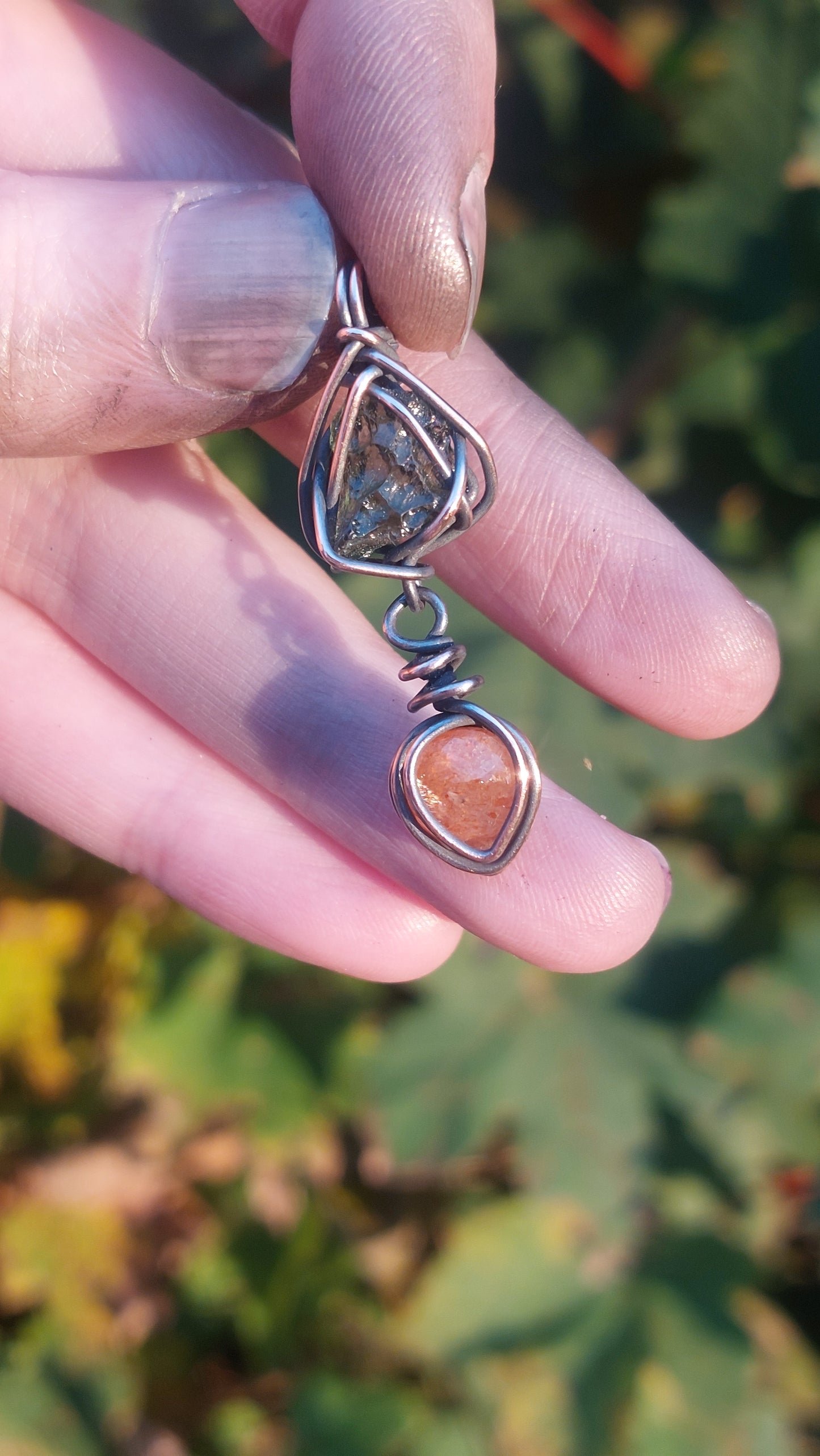 Moldavite & Sunstone