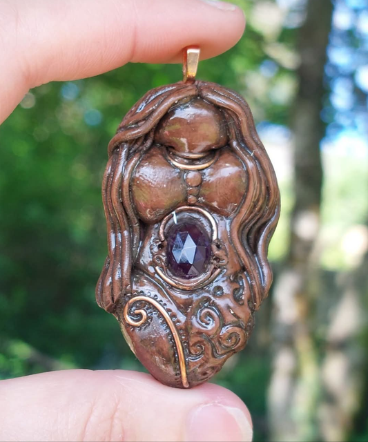 Amethyst Empowerment goddess