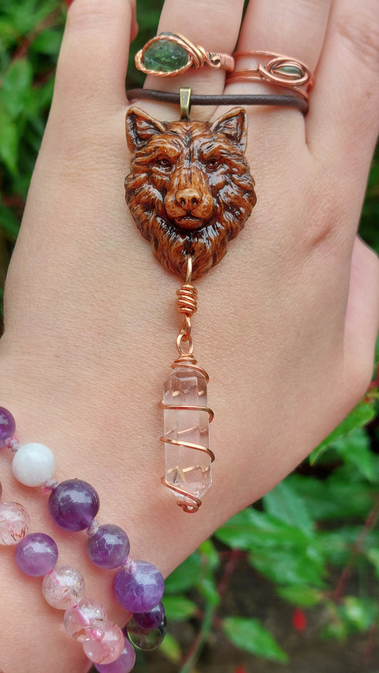 Quartz Wolfie Protector
