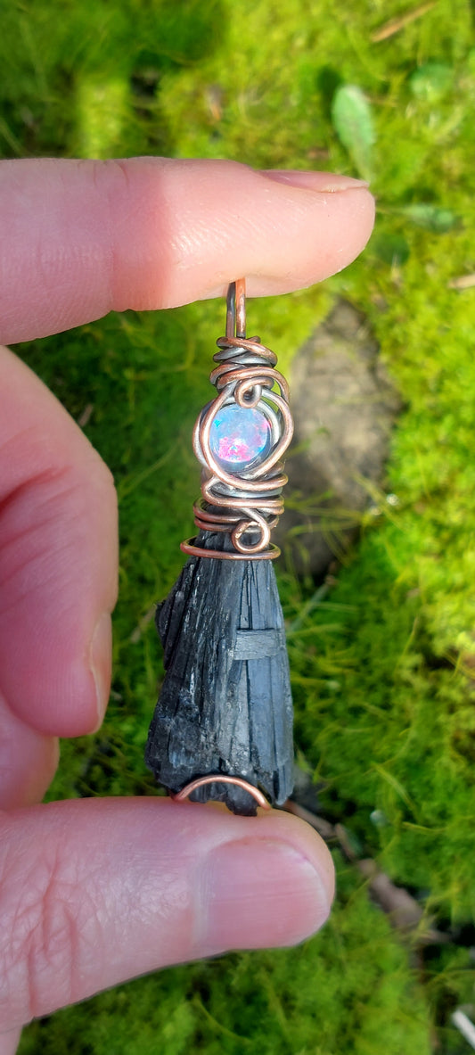 Mini Kyanite Protection Broom With Opal Doublet✨️